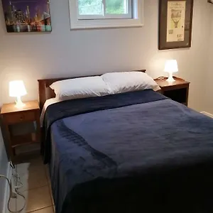 Cozy Basement Bedroom Apartment Newark